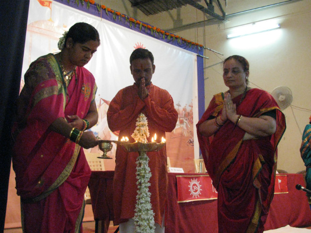 Inauguration of Hindu Dharmajagruti sabha of Dharbandoda by lighting Samai